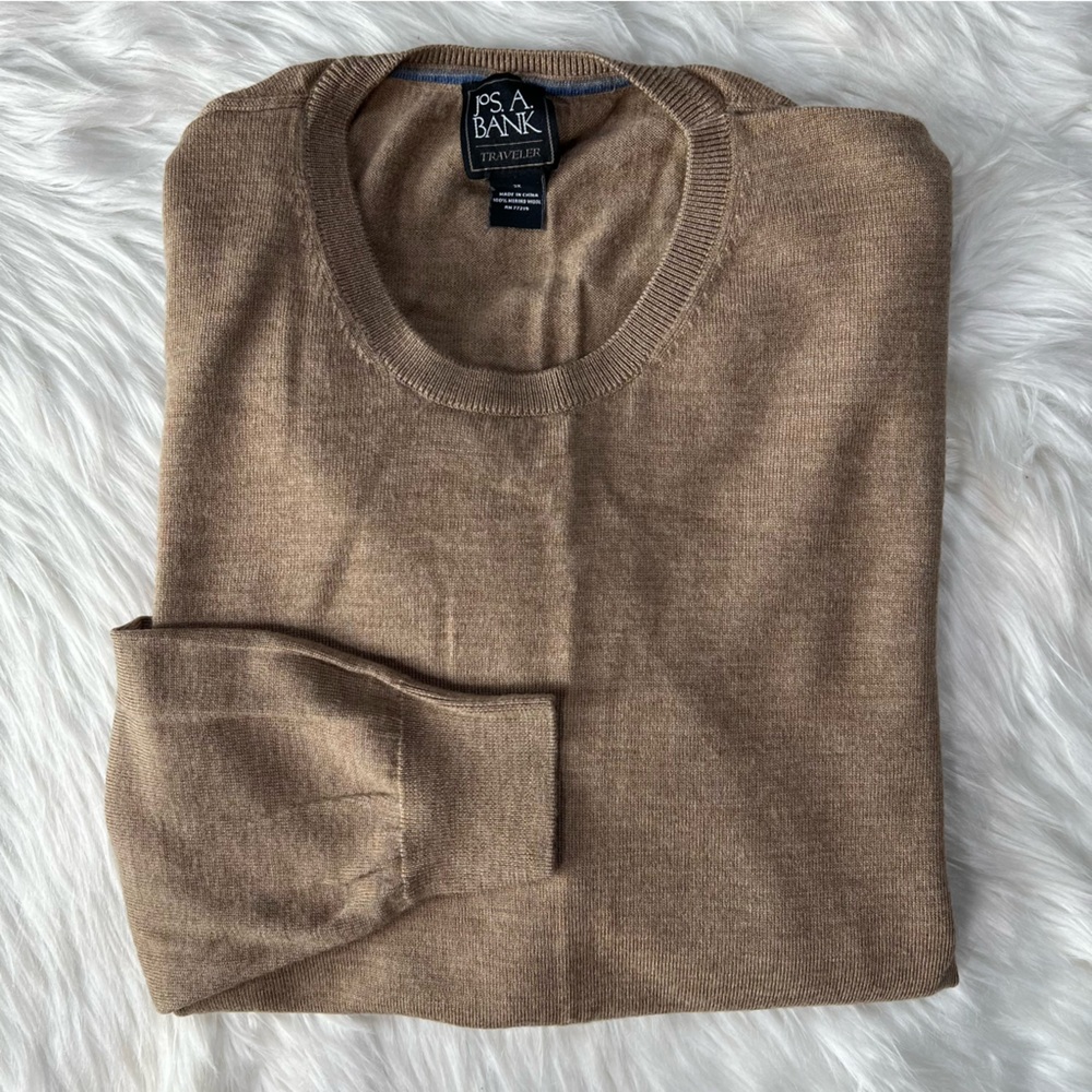 Jos. A Bank Traveler Merino Wool Sweater‎